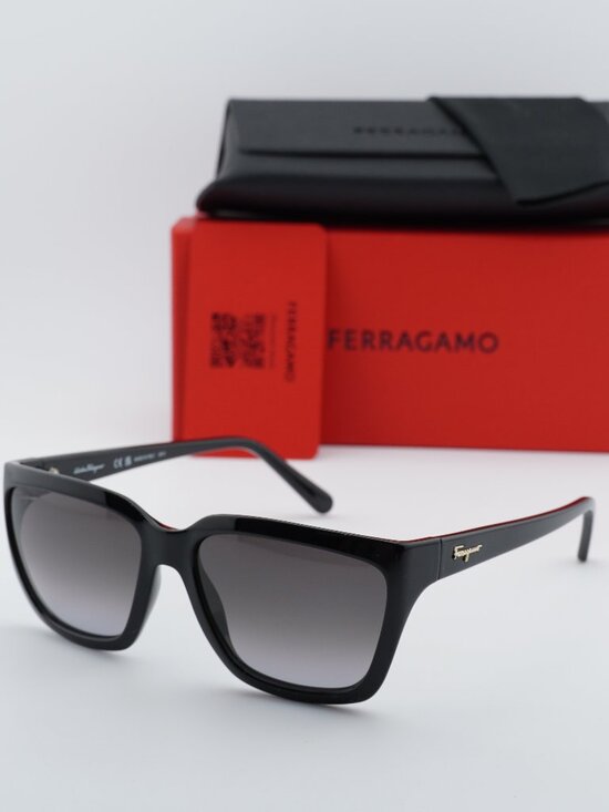 Salvatore Ferragamo SF1018S 001 Square Sunglasses - Black / Grey Gradient main image 5
